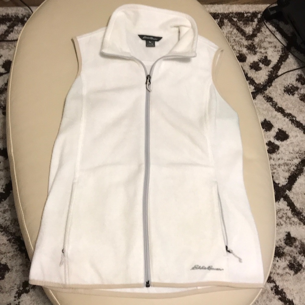 White vest